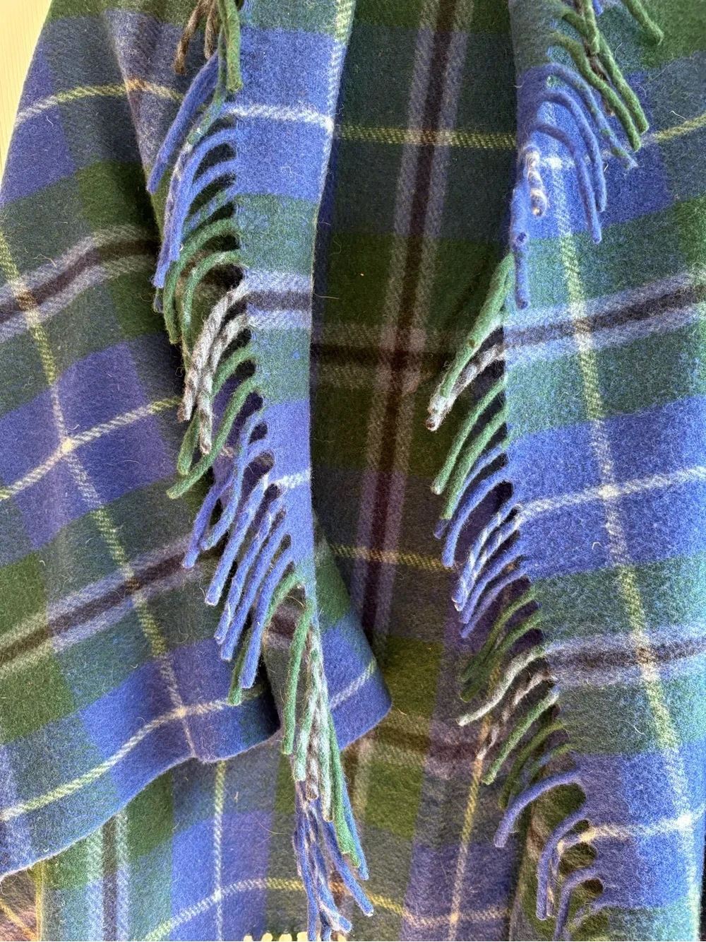 Border Tweeds Royal Mile Scotland Blue Plaid Tartan Wool Rug Blanket Scarf shawl
